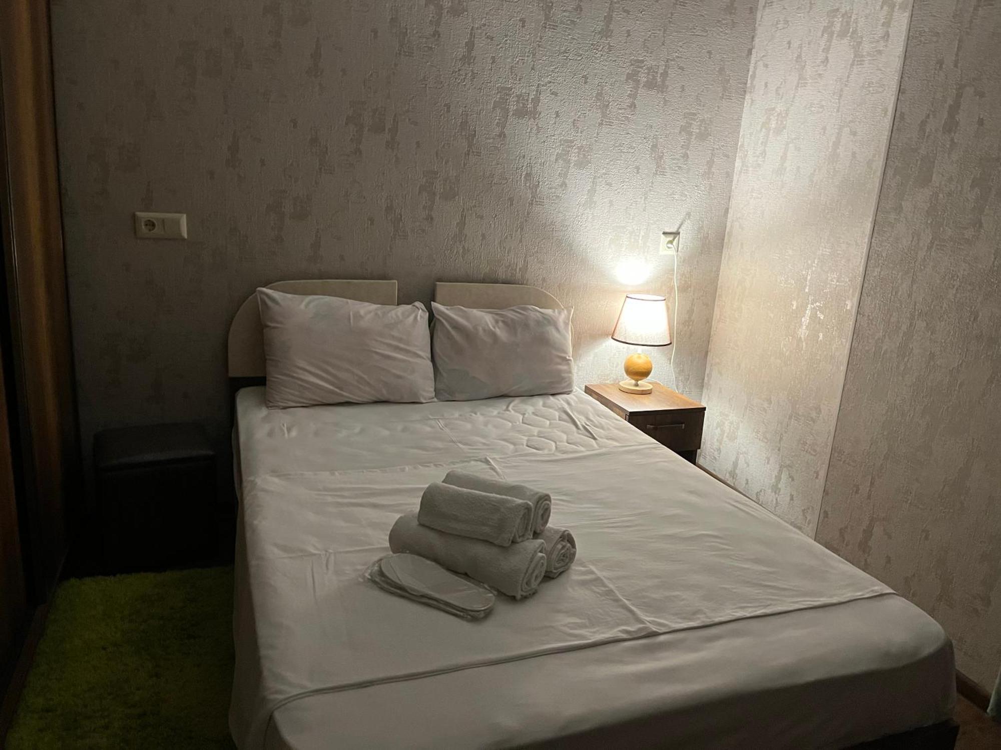 Hotel Goldenera Kutaisi Exterior photo